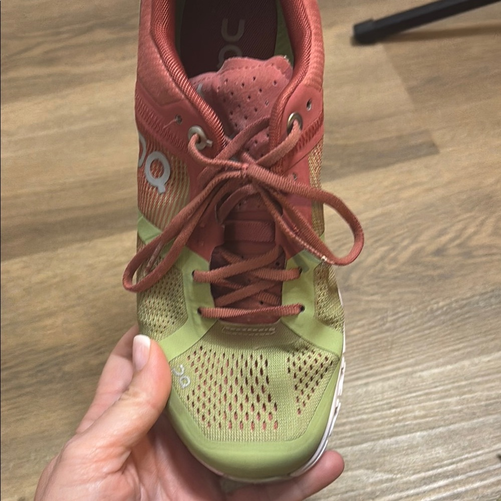 On Running Green and Red Athletic Shoes size 6 - Picture 7 of 14